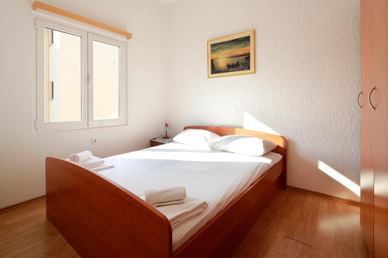Apartments Katra Новаля Екстериор снимка