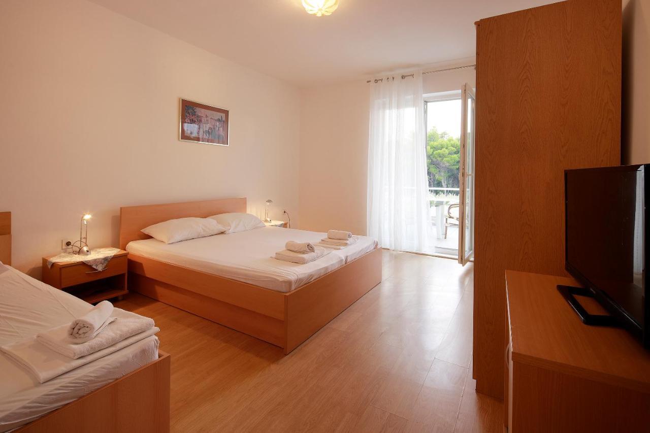 Apartments Katra Новаля Екстериор снимка