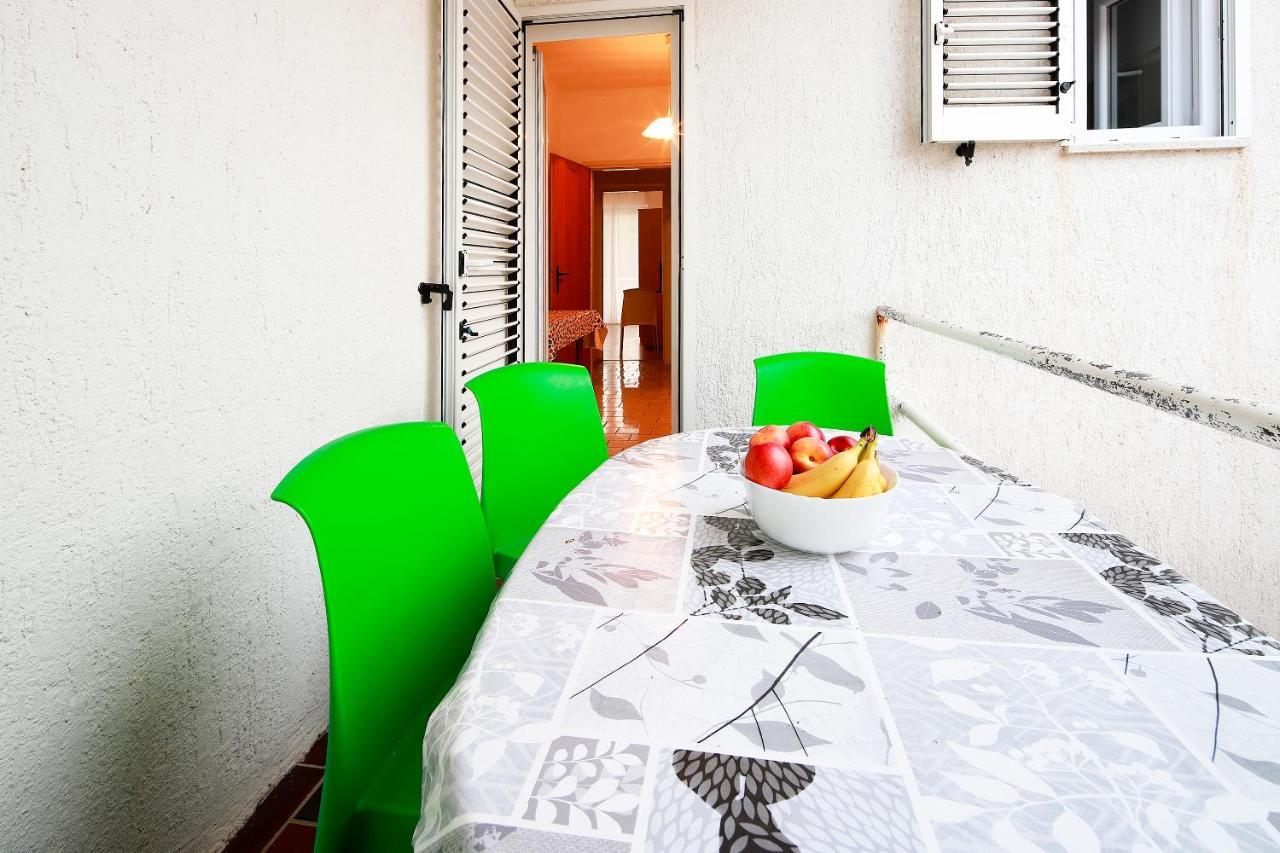 Apartments Katra Новаля Екстериор снимка